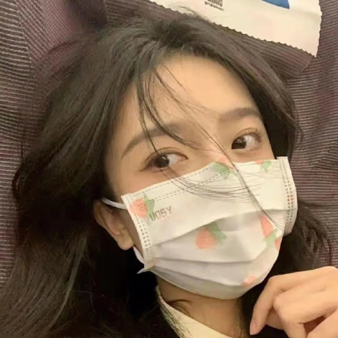 姑娘， 望着我